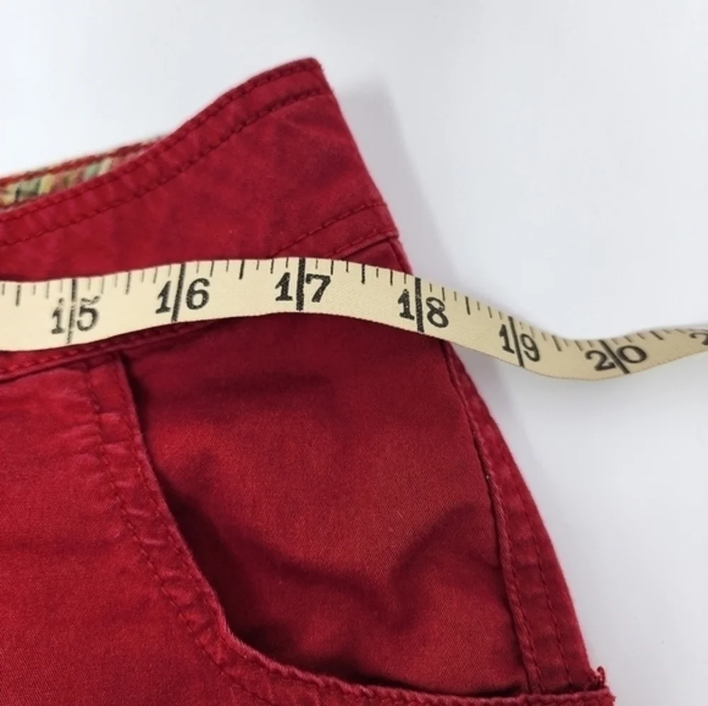 Venezia Women's Red Five‎ Pocket 15 Inch Inseam Shorts Size 14